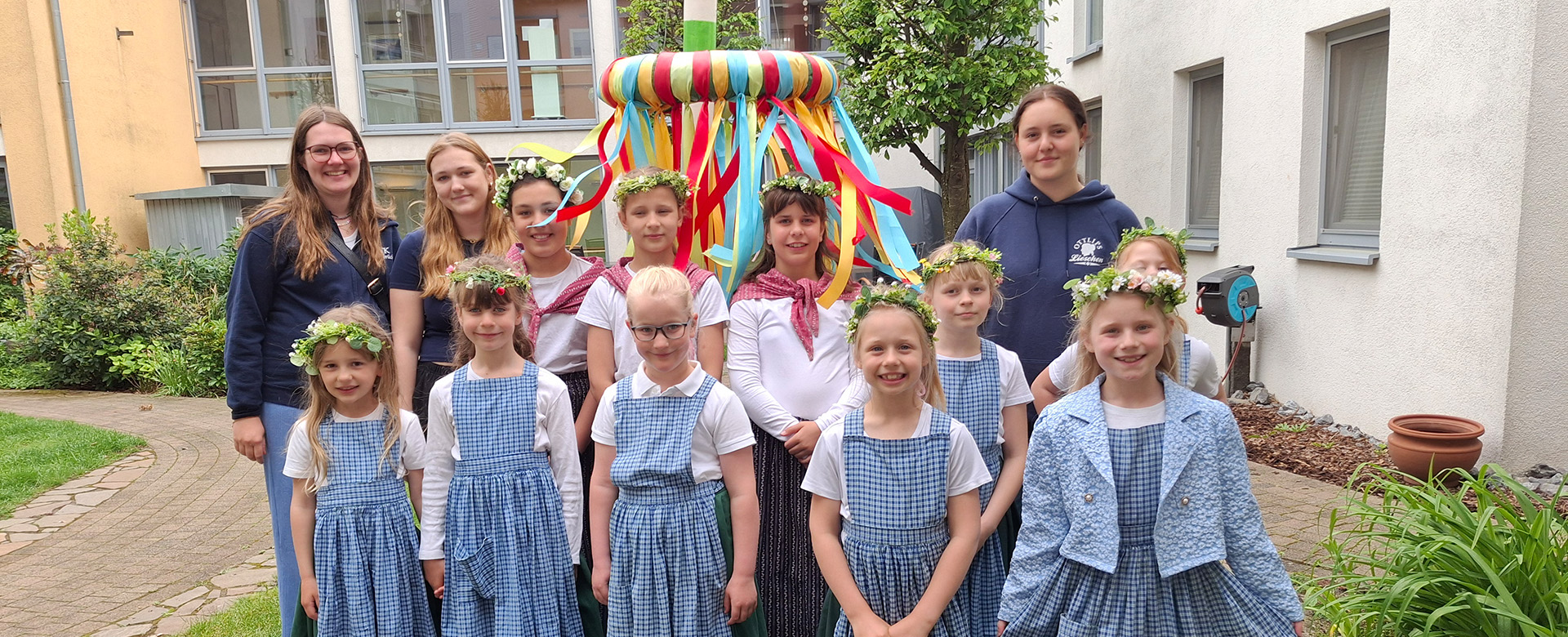 caritaspb_haus_clemens_august_von_galen_veranstaltungen_maibaumfest_header
